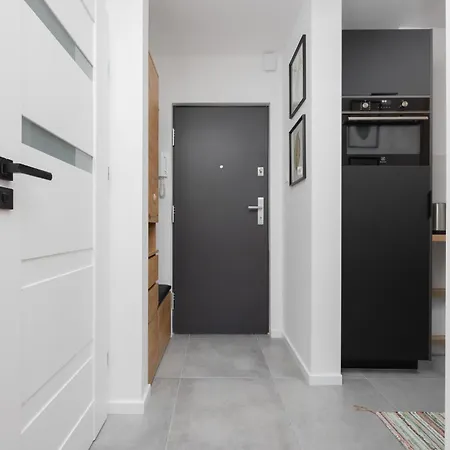 Apartamento Comfortable Beige Near To Center By Renters
